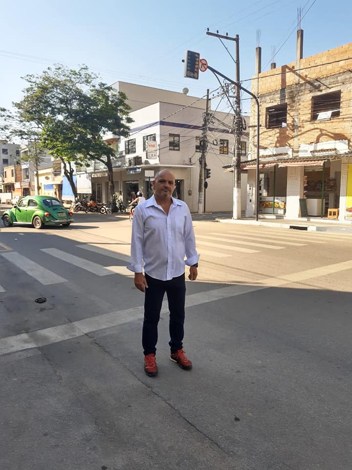Vereador Barcelos Resina solicitou em 2017, 2018 e 2019 sinalizações de várias ruas em Macabu